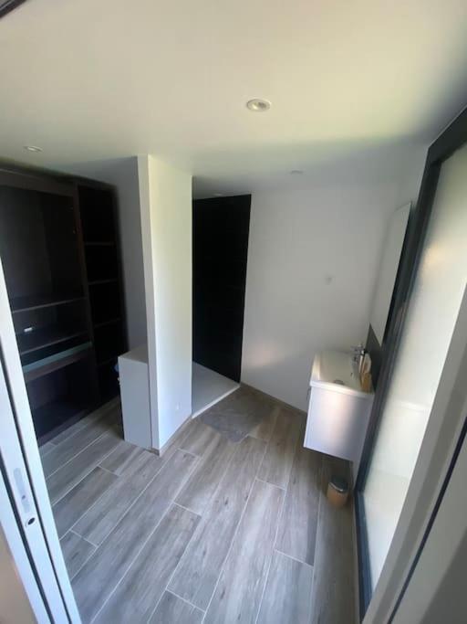 Maison En Pierre A Clermont-L'Herault Brignac  Eksteriør billede